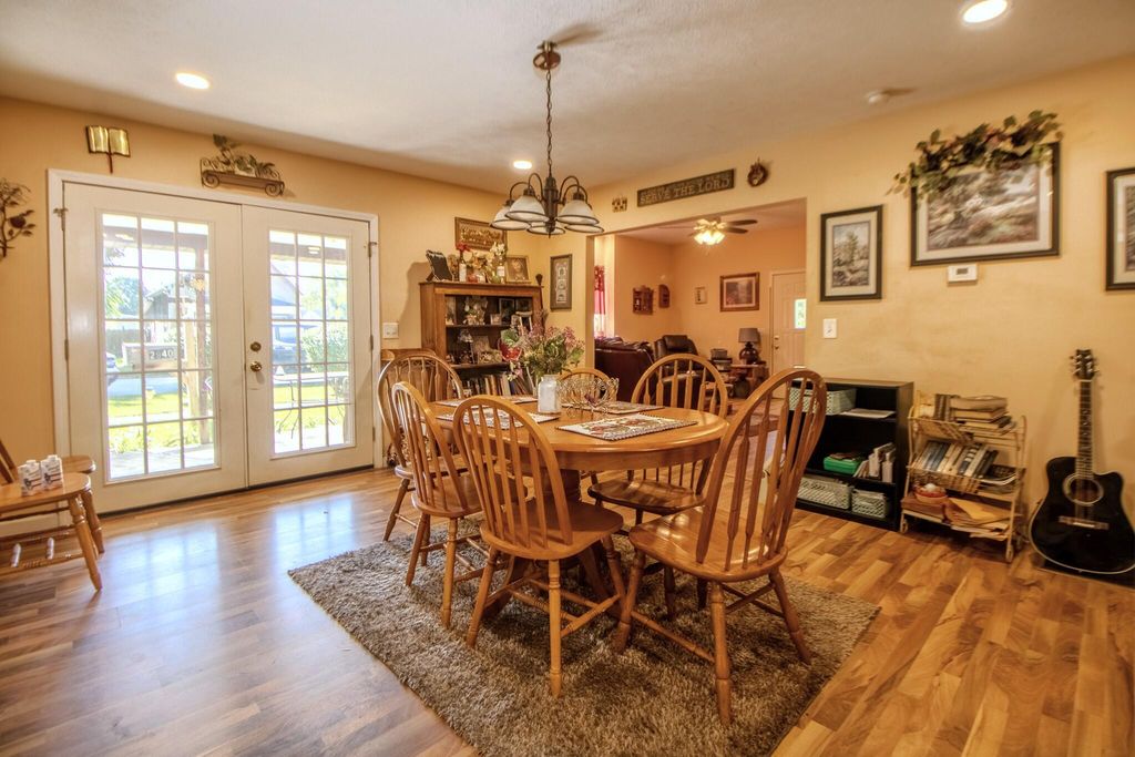 Photo of 207 W Lake Street, Knox, IN 46534 (MLS # 837125)