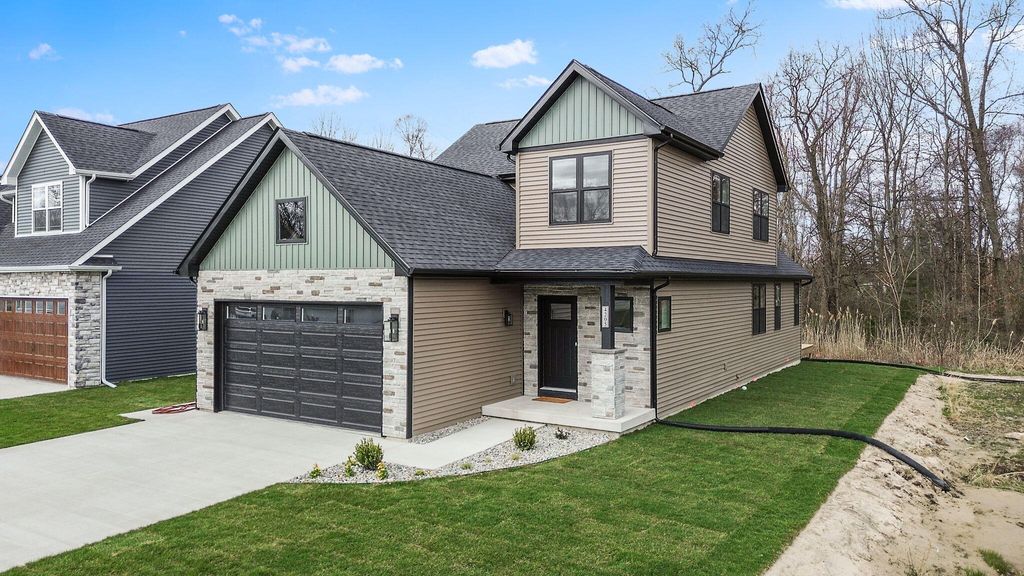 Photo of 4205 S North Shore Drive, Knox, IN 46534 (MLS # 836919)