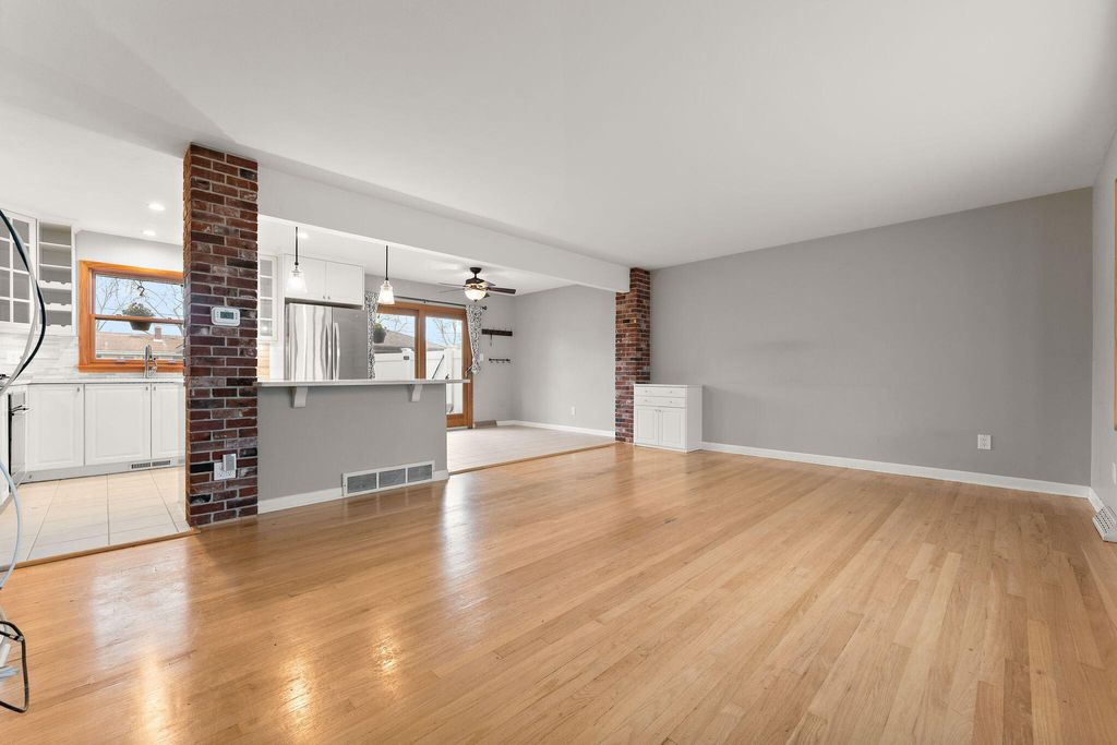 Photo of 9217 Grace Street, Highland, IN 46322 (MLS # 837111)