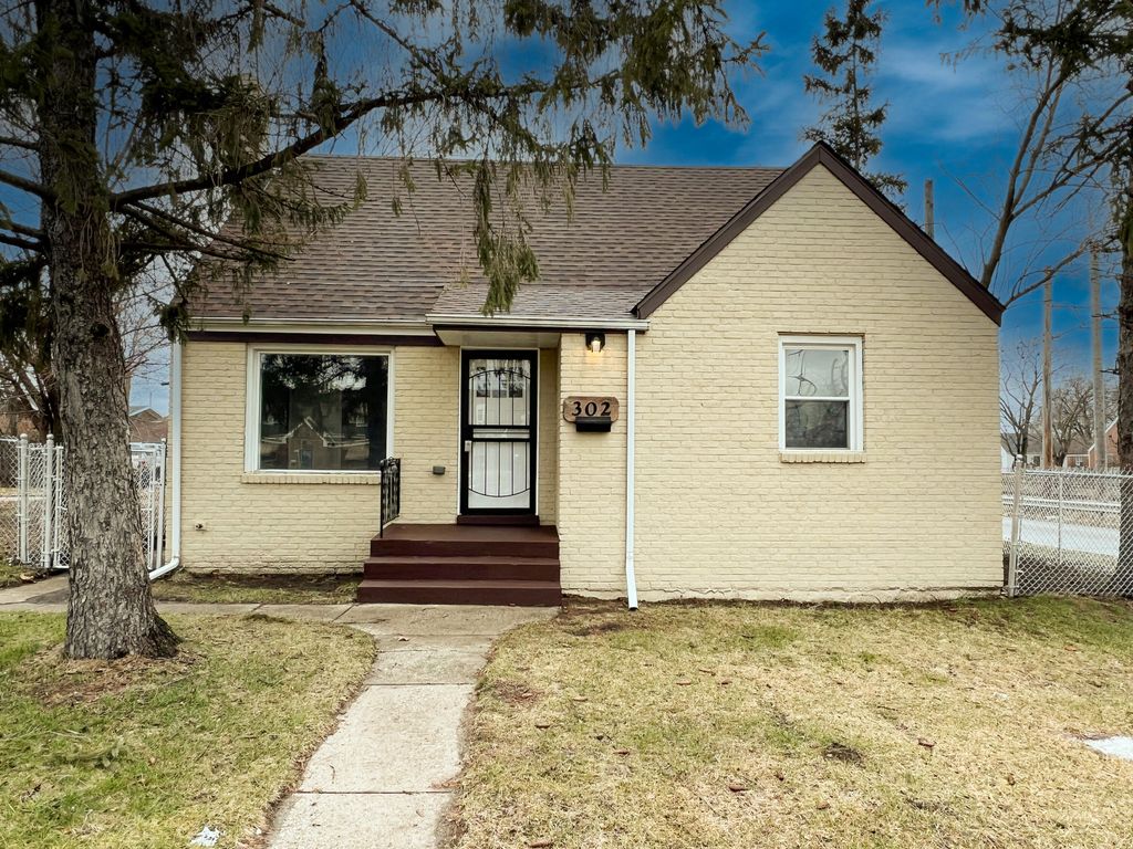 Photo of 302 Mckinley Street, Gary, IN 46404 (MLS # 831887)