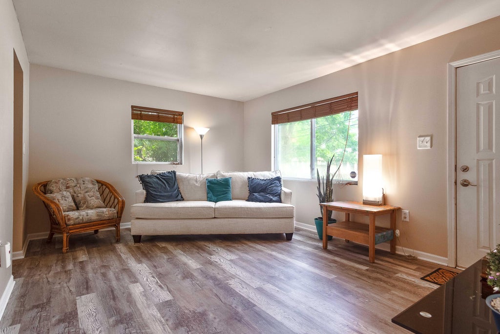 Photo of 225 E Joliet Street, Schererville, IN 46375 (MLS # 842734)