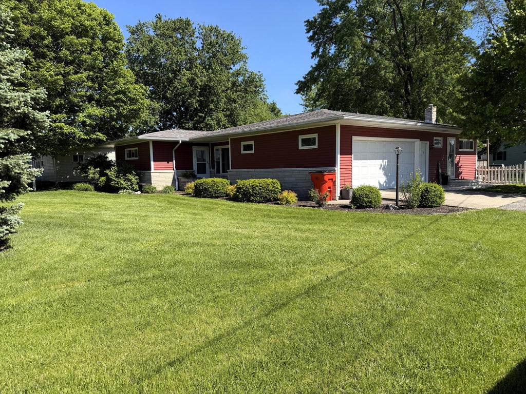 Photo of 235 N Columbia Street, Francesville, IN 47946 (MLS # 839968)