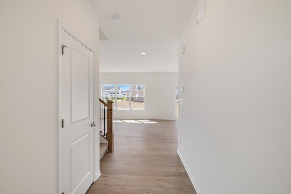 Photo of 563 E 130th Avenue, Crown Point, IN 46307 (MLS # 837505)