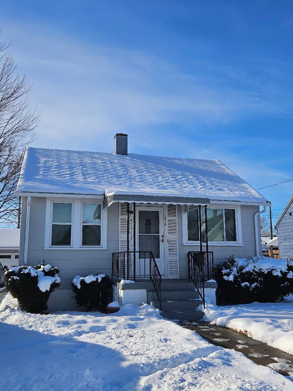 Photo of 1919 Elston Street, Michigan City, IN 46360 (MLS # 831456)