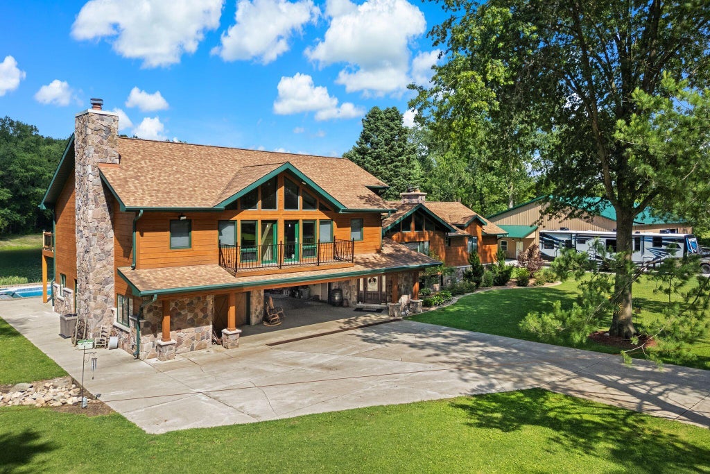 Photo of 3255 S Wozniak Road, La Porte, IN 46350 (MLS # 841437)