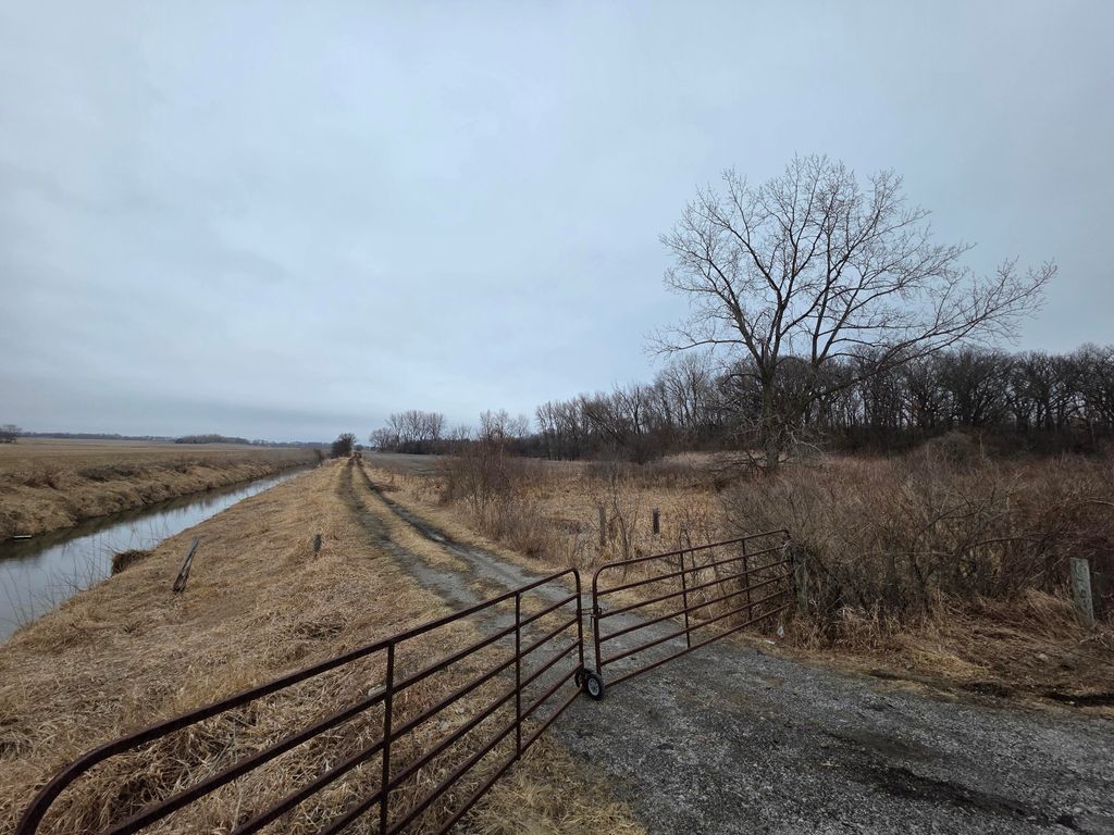 Photo of 13916 W 151st Avenue, Cedar Lake, IN 46303 (MLS # 834285)