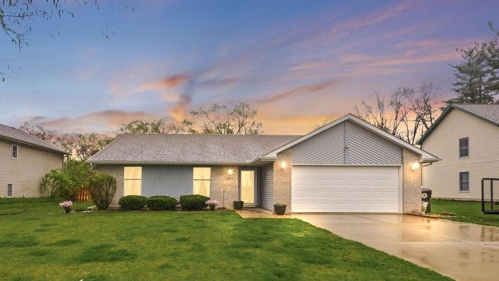 Photo of 12134 N 332 E, DeMotte, IN 46310 (MLS # 837261)