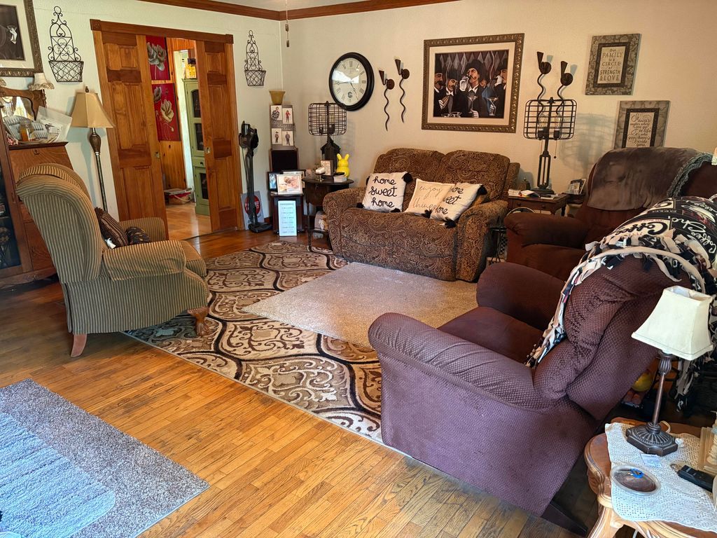 Photo of 300 11th Street SW, DeMotte, IN 46310 (MLS # 838731)