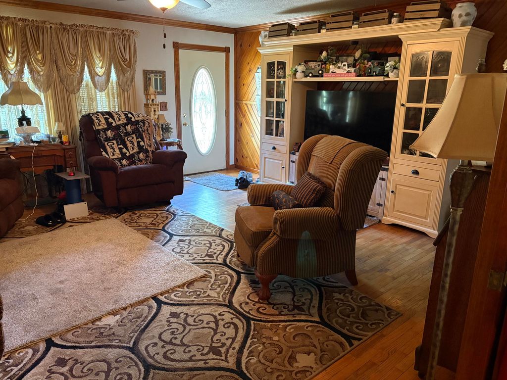Photo of 300 11th Street SW, DeMotte, IN 46310 (MLS # 838731)