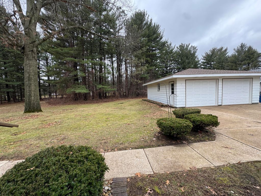 Photo of 306 Martin Drive, Trail Creek, IN 46360 (MLS # 835169)