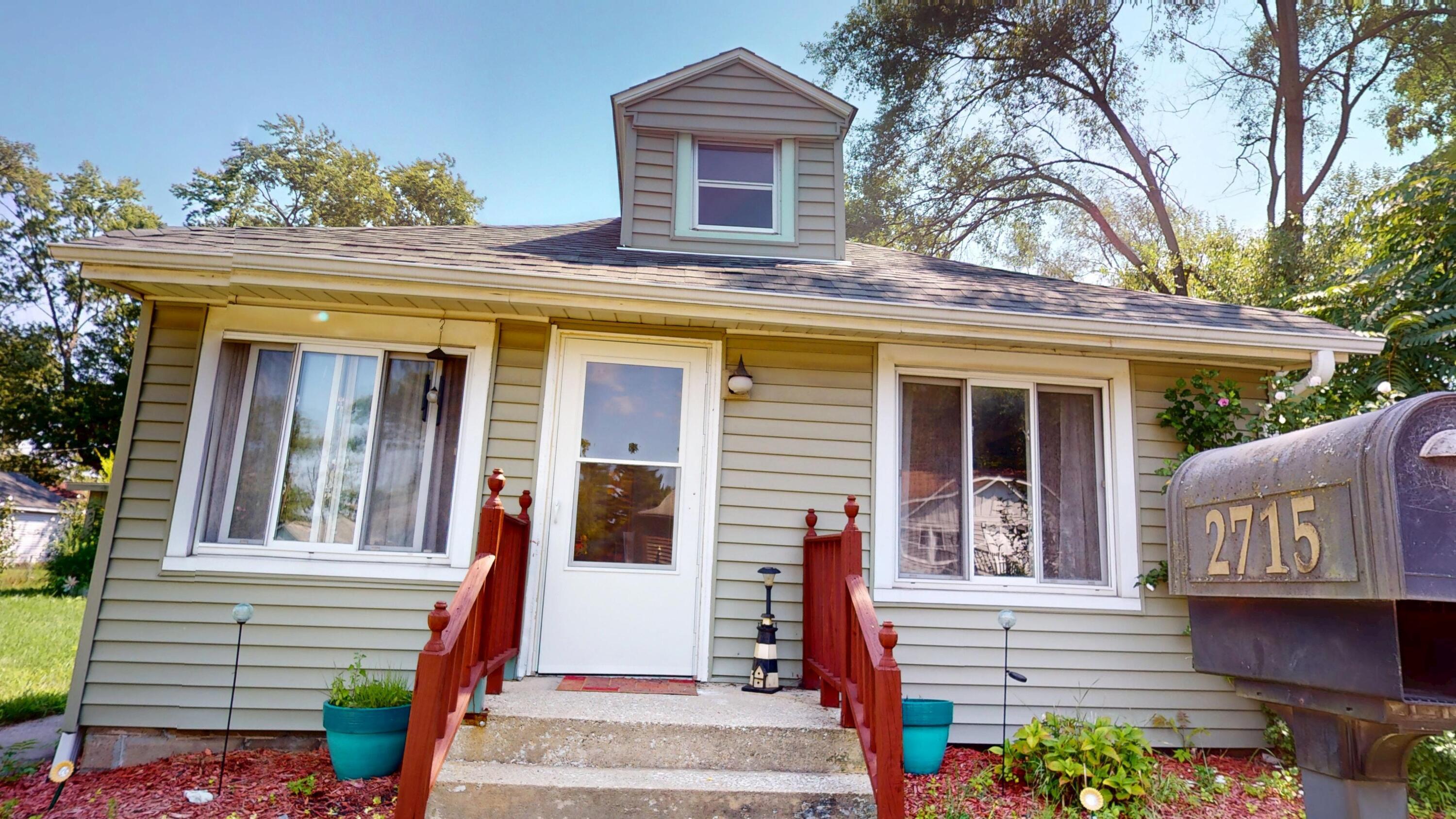 2715 Floyd Street