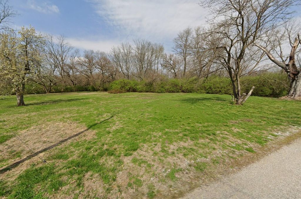 Photo of 7995 Cox Road, Terre Haute, IN 47802 (MLS # 838098)