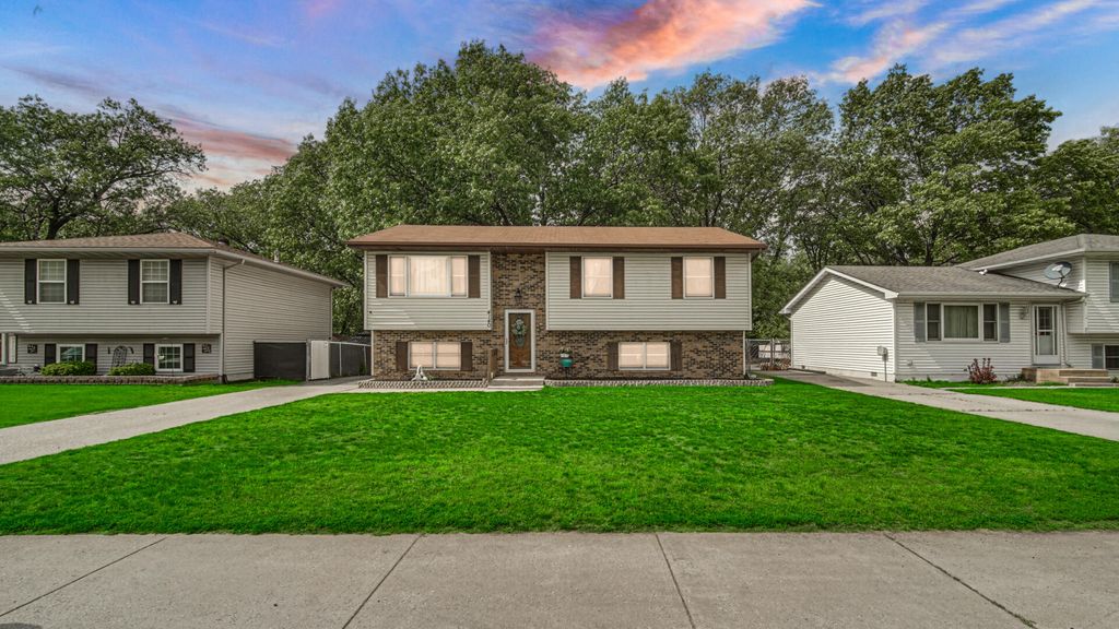 Photo of 4140 Marquette Road, Lake Station, IN 46405 (MLS # 839308)