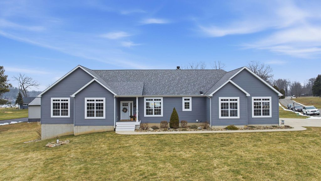Photo of 7395 E Hudson Pointe Lane, New Carlisle, IN 46552 (MLS # 834977)