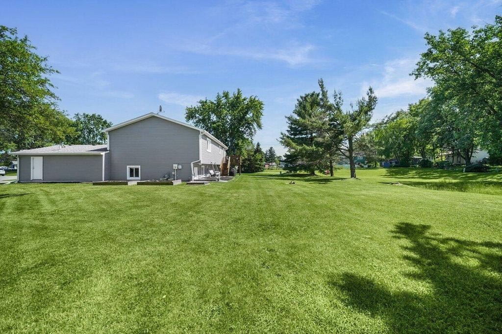 Photo of 3160 Westwind Court, Crown Point, IN 46307 (MLS # 839762)