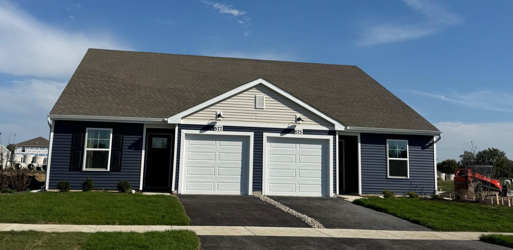 Photo of 575 Petry Street, Hebron, IN 46341 (MLS # 846807)