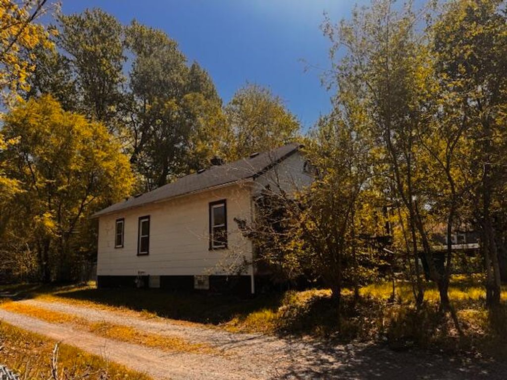Photo of 1125 Durbin Street, Gary, IN 46406 (MLS # 838728)