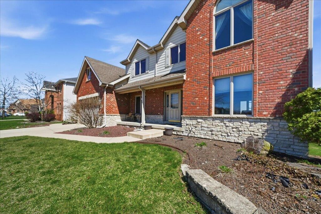 Photo of 9741 Whitehall Garden, Munster, IN 46321 (MLS # 836691)