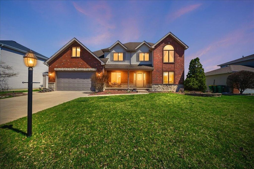 Photo of 9741 Whitehall Garden, Munster, IN 46321 (MLS # 836691)