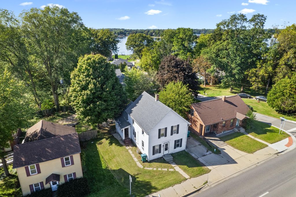 Photo of 608 Pine Lake Avenue, La Porte, IN 46350 (MLS # 839166)