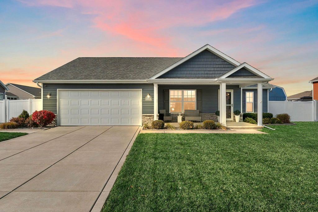 Photo of 14924 Euclid Street, Cedar Lake, IN 46303 (MLS # 835372)