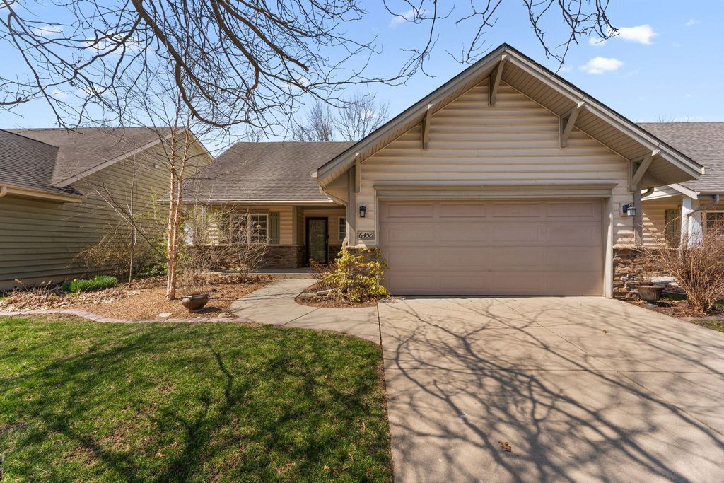 Photo of 6458 Grosbeak Court, Hobart, IN 46342 (MLS # 836323)