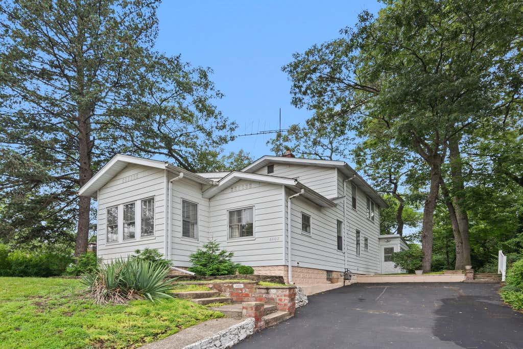 Photo of 6108 Hemlock Avenue, Gary, IN 46403 (MLS # 843199)