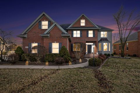 2032 Maplewood Circle, Highland, IN 46322 - #: 816309