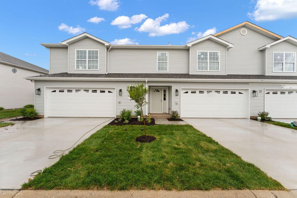 Photo of 9561 Luebcke Lane, Crown Point, IN 46307 (MLS # 839198)