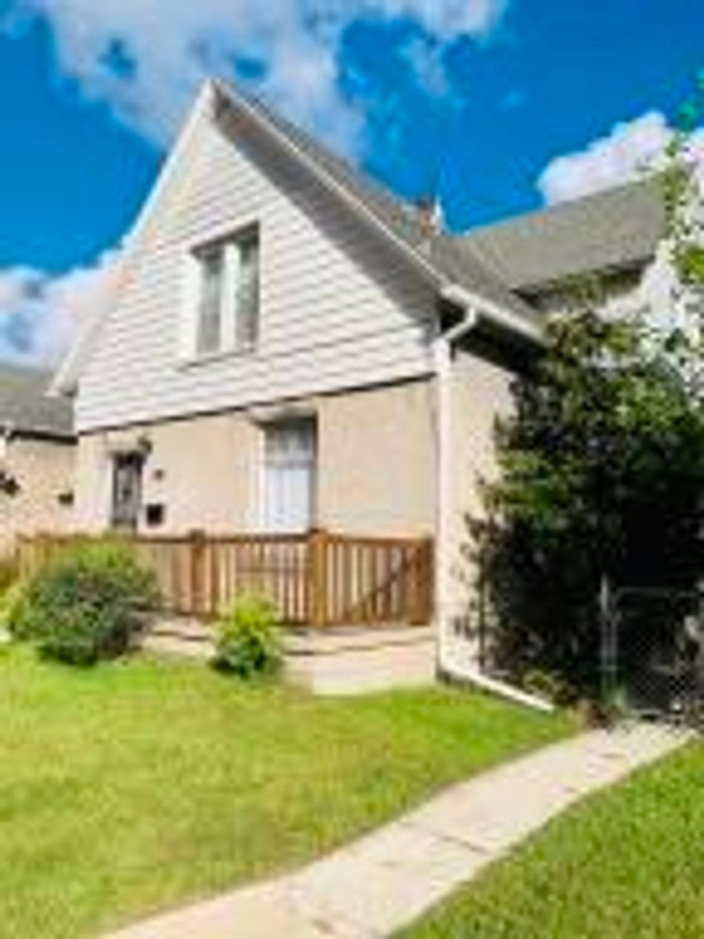 Photo of 124 E 10th Street, Michigan City, IN 46360 (MLS # 834708)