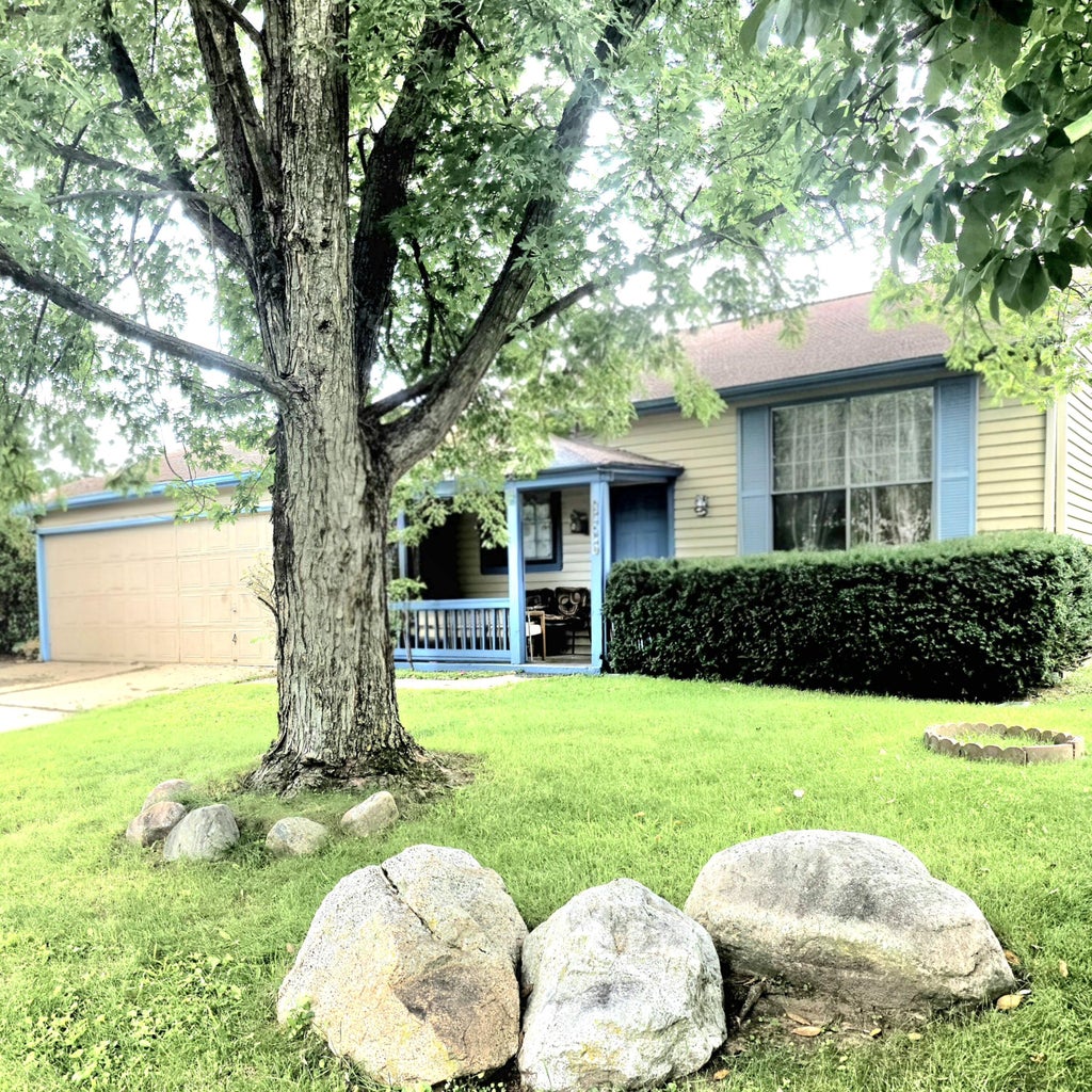 Photo of 3360 Coventry Lane, Lafayette, IN 47909 (MLS # 844613)