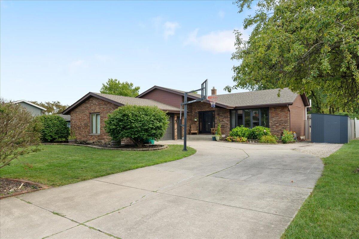 1154 Tamarack Place