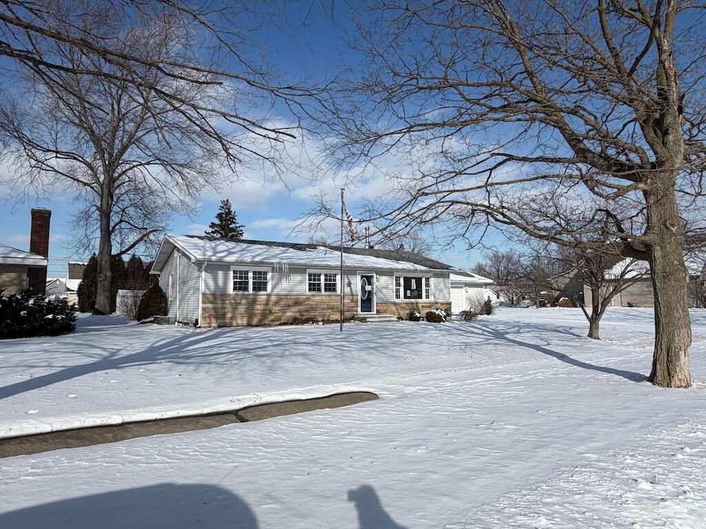 Photo of 9722 W 136th Lane, Cedar Lake, IN 46303 (MLS # 833595)
