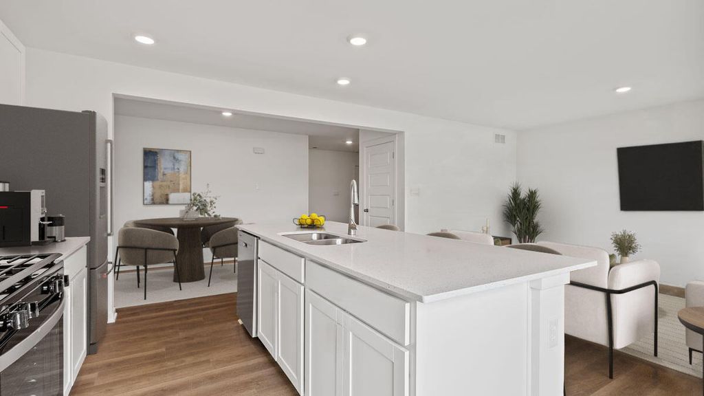 Photo of 519 Cressmoor Boulevard, Hobart, IN 46342 (MLS # 836371)