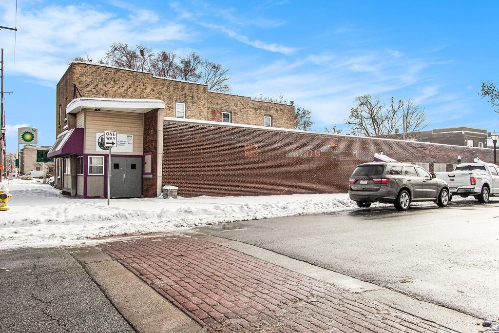 Photo of 801 E Chicago Avenue, East Chicago, IN 46312 (MLS # 831588)