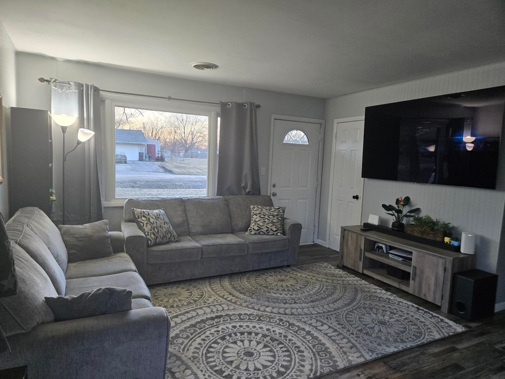 Photo of 10611 Baker Street, Crown Point, IN 46307 (MLS # 834826)