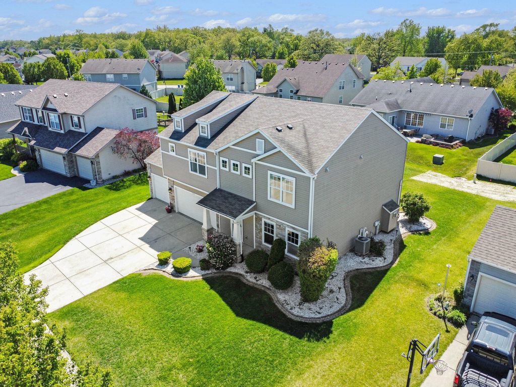 Photo of 11442 Maryland Drive, Crown Point, IN 46307 (MLS # 839247)