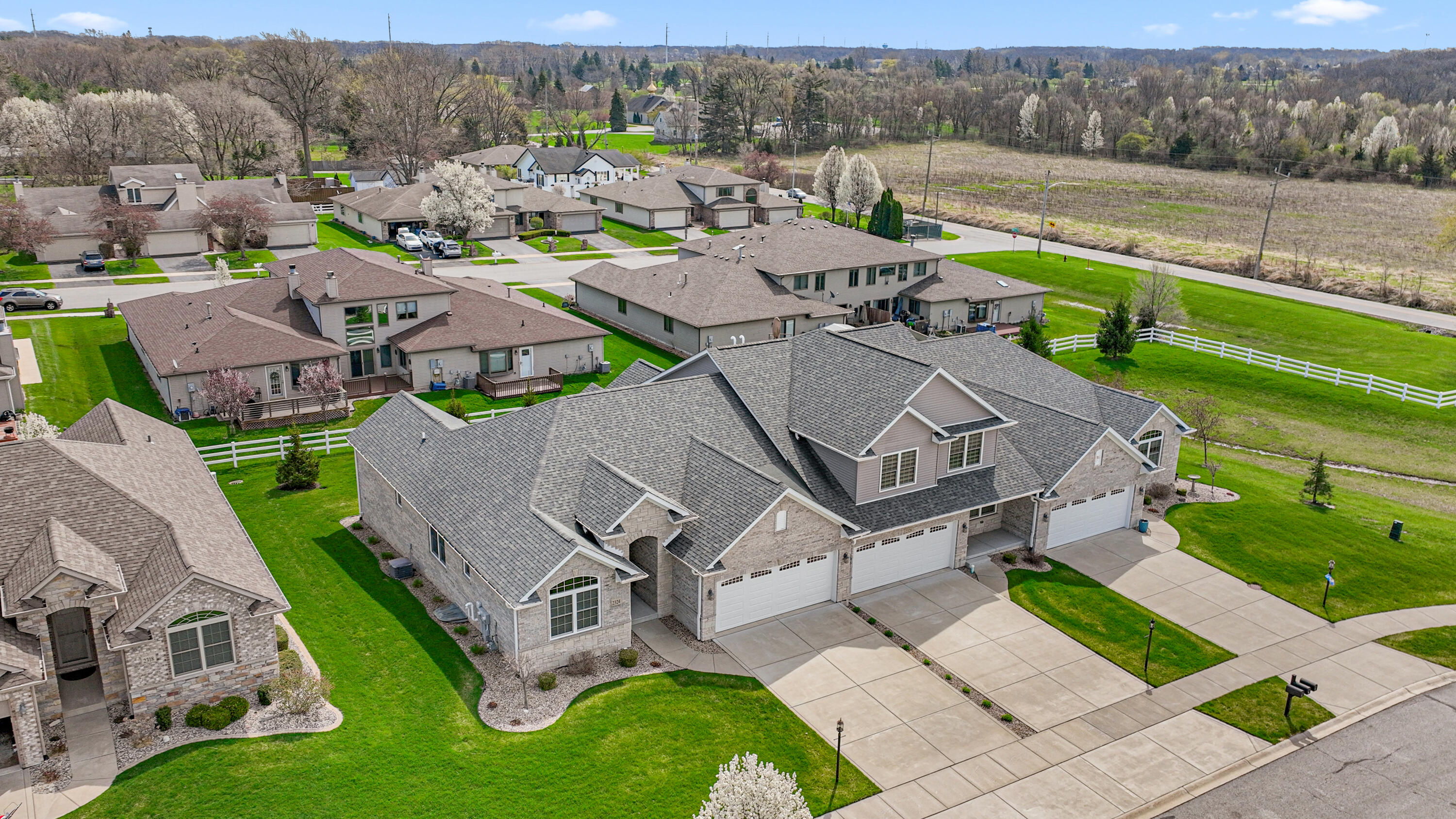 2324 Waterford Circle E