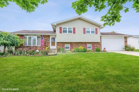 Property photo of 1325 W 75th Place, Merrillville, IN 46410