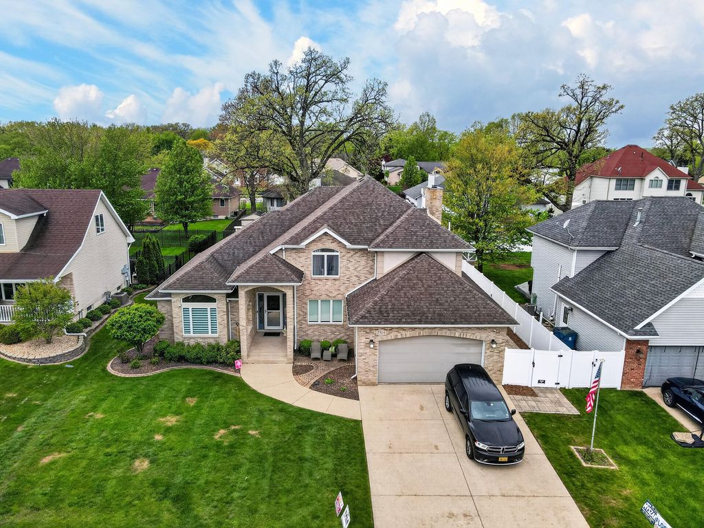 Photo of 2914 Morningside Drive, Crown Point, IN 46307 (MLS # 838157)
