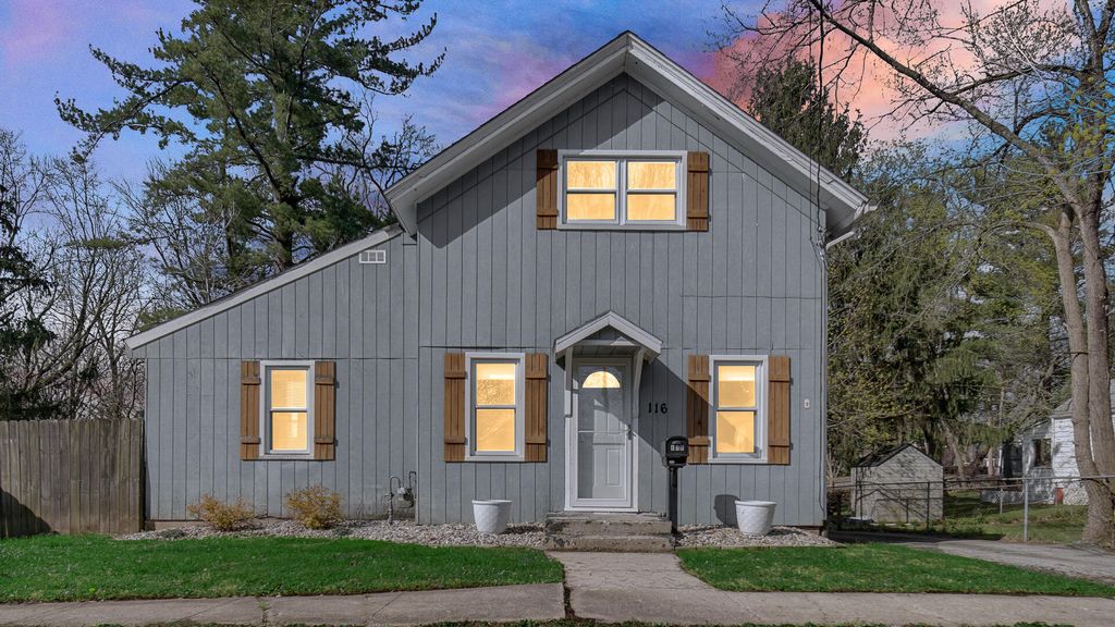 Photo of 116 Carter Street, La Porte, IN 46350 (MLS # 837053)