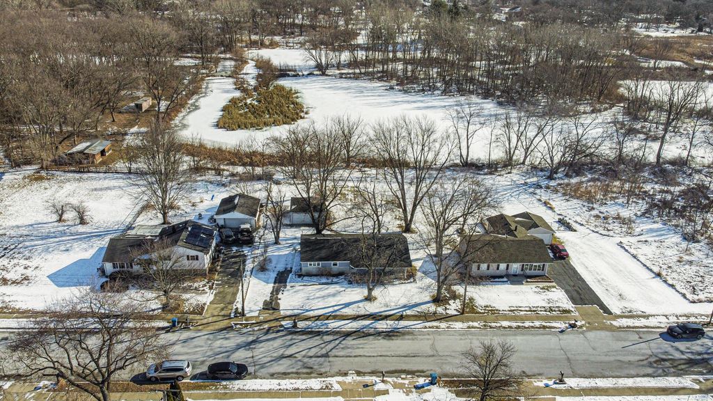 Photo of 1906 Sherman Street, Schererville, IN 46375 (MLS # 833185)