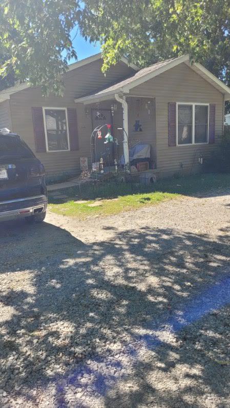 Photo of 1042 Avenue D Street, Greencastle, IN 46135 (MLS # 846798)