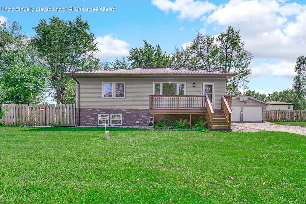Photo of 5094 E Saugana Trail, Rolling Prairie, IN 46371 (MLS # 844177)