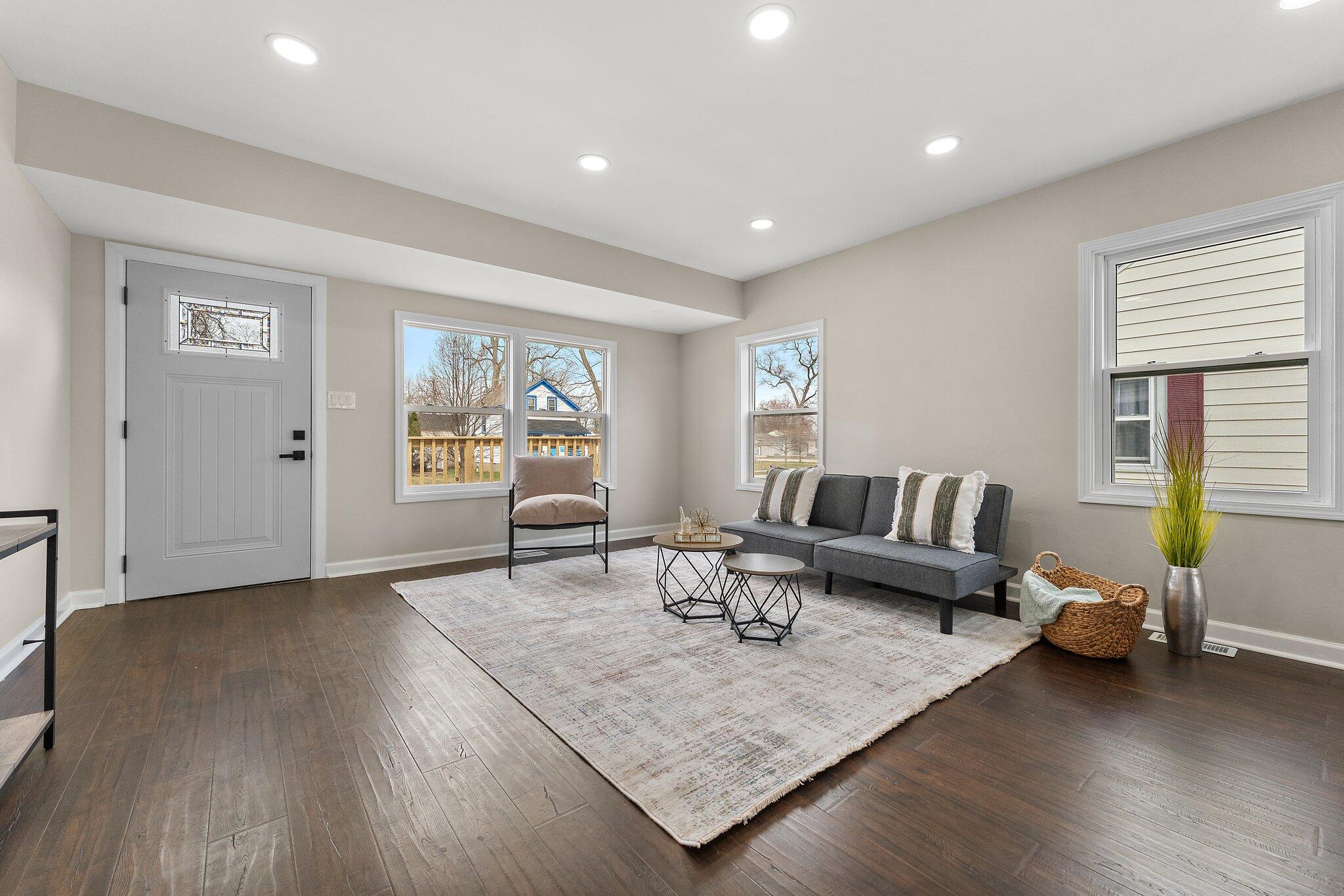 Griffith, Indiana 46319, United States, 3 Bedrooms Bedrooms, ,2 BathroomsBathrooms,Residential,Active,95583