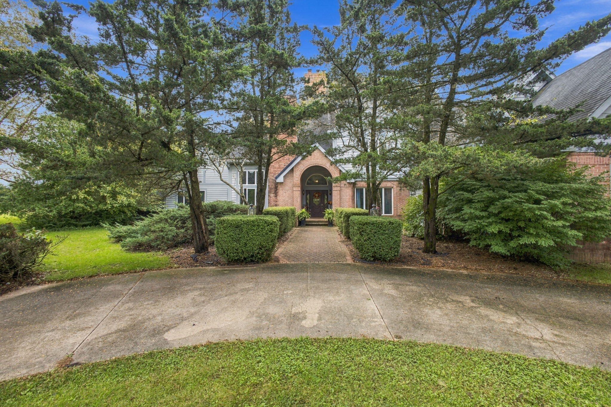 505 W Mt Calvary Road