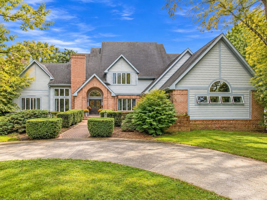 Photo of 505 W Mt Calvary Road, Rensselaer, IN 47978 (MLS # 846307)