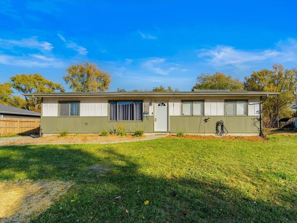 Photo of 767-1 Heritage Road, Valparaiso, IN 46385 (MLS # 837017)