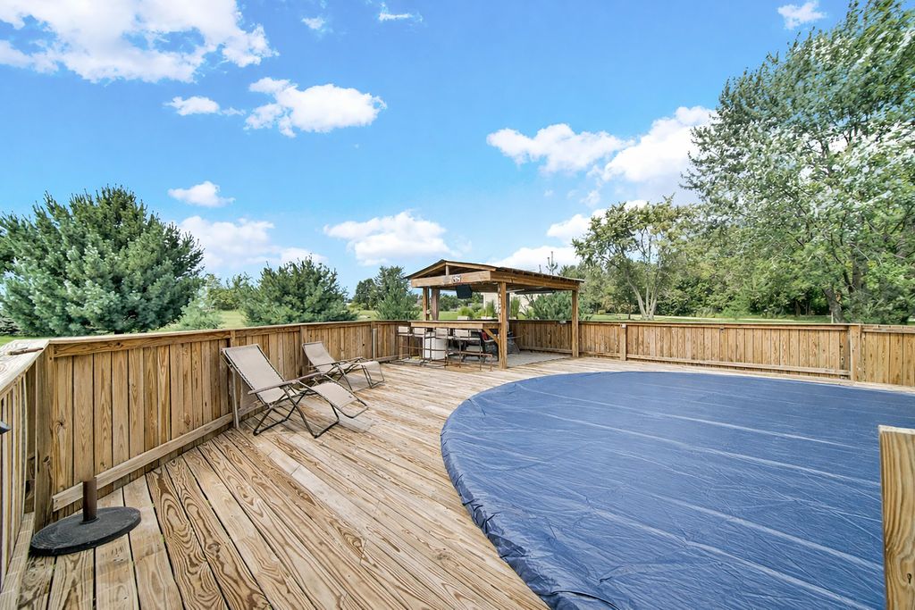 Photo of 1750 W 174th Place, Lowell, IN 46356 (MLS # 834324)