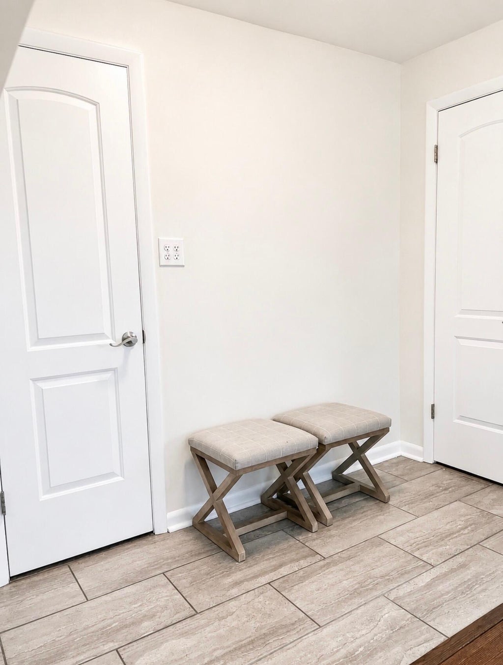 Photo of 8124 Monroe Avenue, Munster, IN 46321 (MLS # 844749)